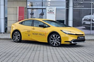 Toyota Prius | 2.0 Plug-in Hybrid | PRESTIGE | FV23% | ASO | DEMO