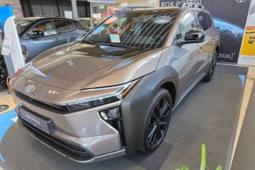 Toyota bZ4X Touring | 71.4kWh 380 KM 4x4 | Executive | EXPO